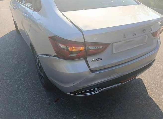 В Канищеве водитель Lexus устроил ДТП и скрылся с места происшествия | ya62.ru