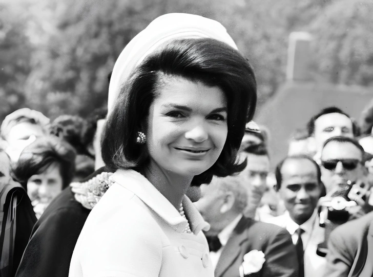 Жаклин Кеннеди, бывшая первая леди США и вдова 35-го президента, 1965 год | marieclaire.ru
