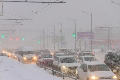 Воронежскую область накрывает снег и ледяной дождь на трассе М-4