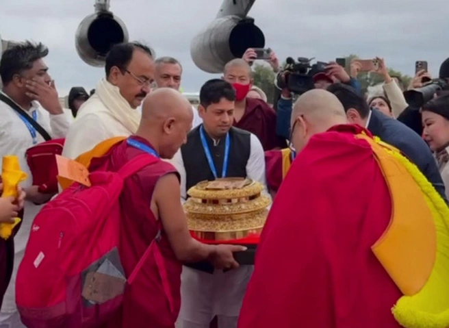 В Калмыкию привезли мощи Будды из Индии | Источник: Официальный канал Правительства Республики Калмыкия