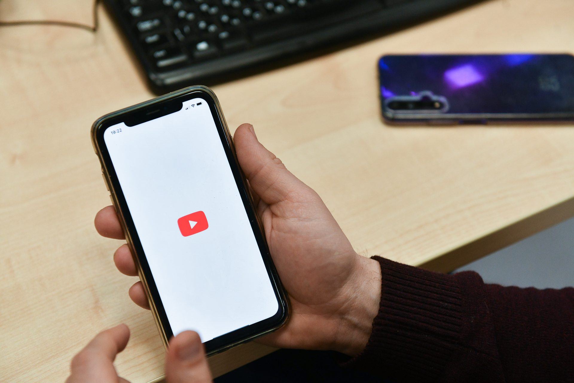 YouTube замедляет работу в России: пользователей ждет долгая загрузка и  плохое качество видео - 12 июля 2024 - 45.ру