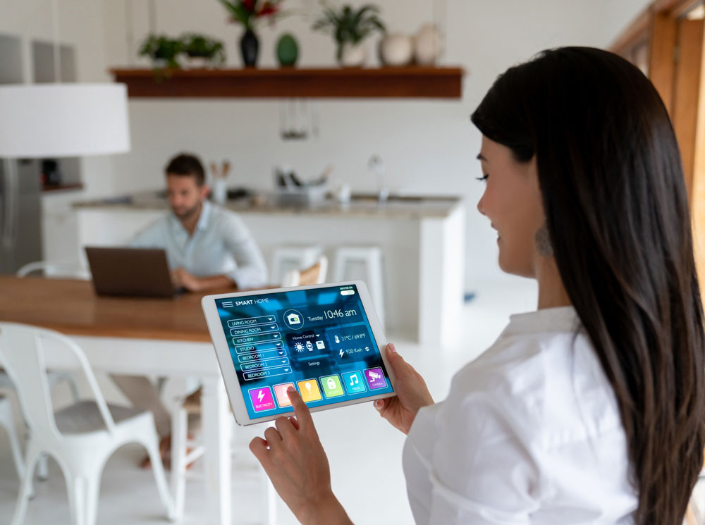 Что такое «умный дом», и зачем вам в квартире искусственный интеллект | marieclaire.ru