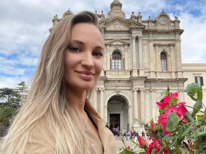 Юлия мечтала стать еще красивее, но погибла | Источник: burtseva_italia / Instagram (деятельность запрещена на территории РФ)