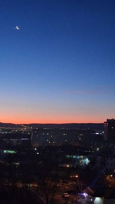 И мы полностью согласны — рассвет удивительной красоты | Источник: читатель NGS24.RU с ником Любовь