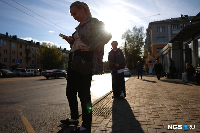 Операторы говорят, что они не отключают мобильный интернет. А кто тогда? И что дальше? | Источник: Евгений Софийчук / NGS55.RU