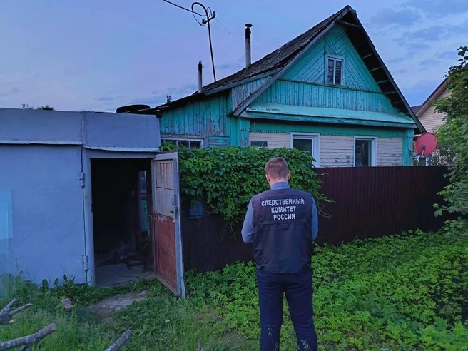 Великолучанин обвиняется в смертельном избиении соседа | Источник: pskov.sledcom.ru