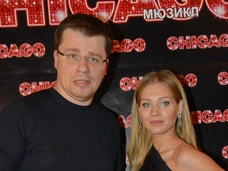 «Ты сначала выкупи полдома!»: Воля припомнил Харламову скандал с Асмус из-за дерзкой шутки