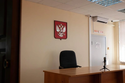 Суд отправил тюменку в колонию за издевательства над дочерью