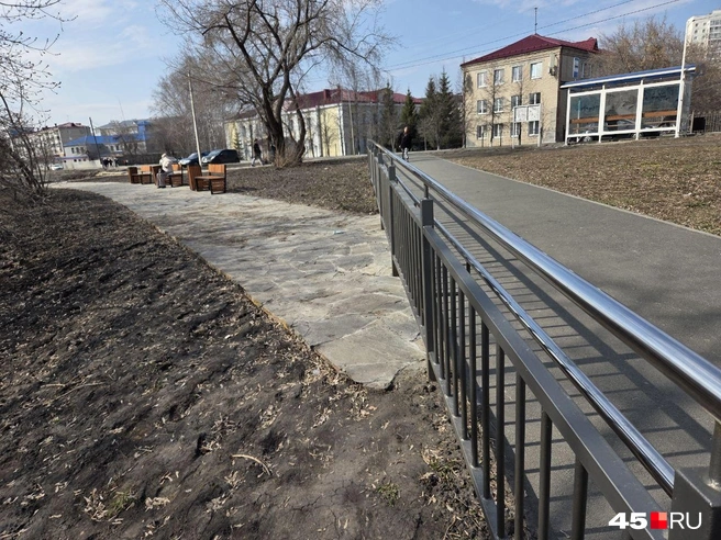 А здесь не пройти  | Источник: Алёна Кисель / 45.RU 
