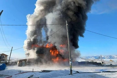 Fire destroys building at Benchary Estate on Olkhon Island