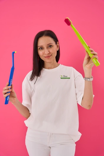 Специалисты клиники помогают детям побороть страх стоматологов | Источник: SKYDENT