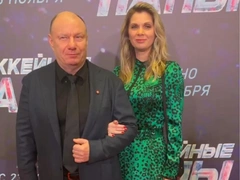 Редкий выход в свет: миллиардер Потанин появился с молодой женой