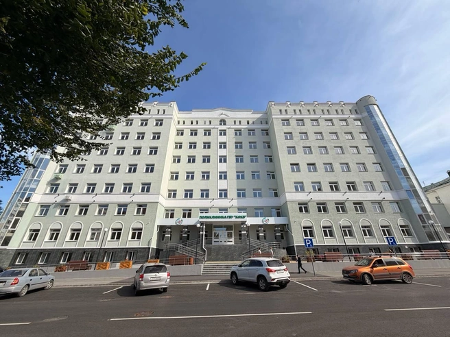 Здание областной поликлиники ввели в эксплуатацию перед Днем города | Источник: Телеграм канал Вадима Шумкова