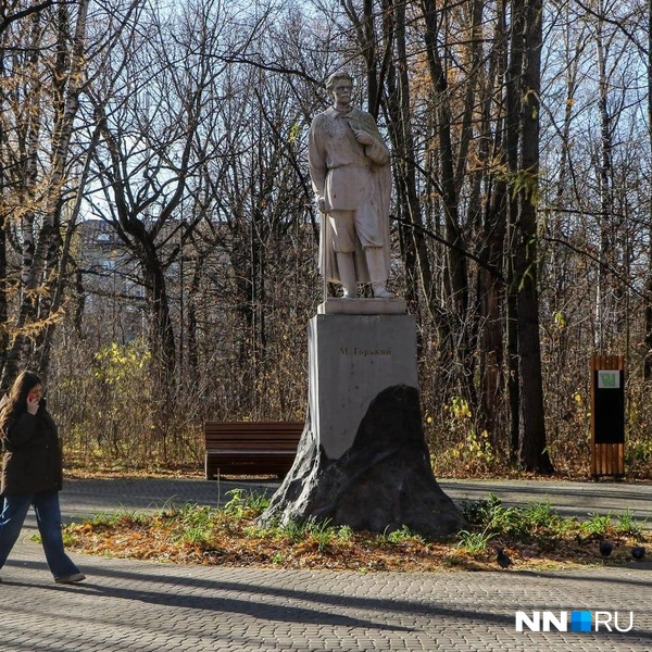 Памятник Горькому | Источник: Наталья Бурухина / NN.RU