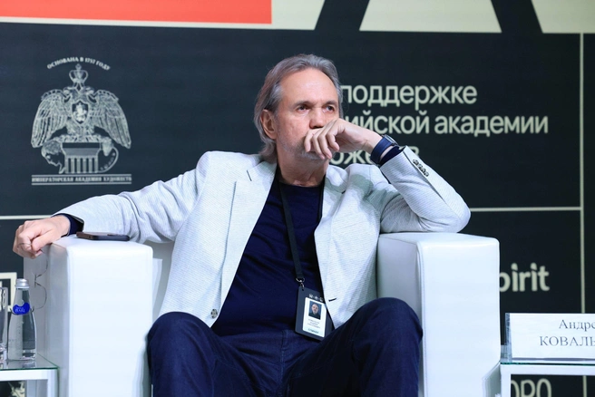 На ярмарке пройдет специальная выставка «Голоса письменности народов России», приуроченная к Году единства народов России | Источник: Дмитрий Толстошеев / MSK1.RU