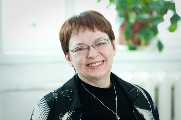 Елена Страхова