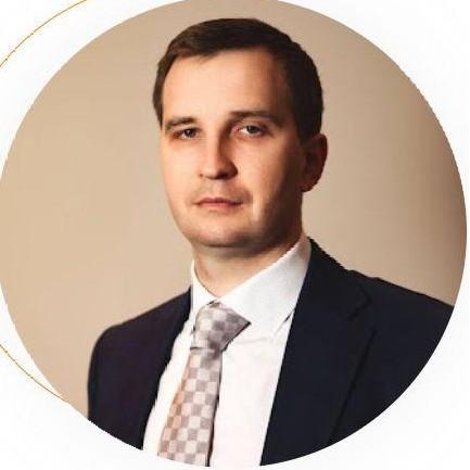 <p>Андрей Пахомовский</p>