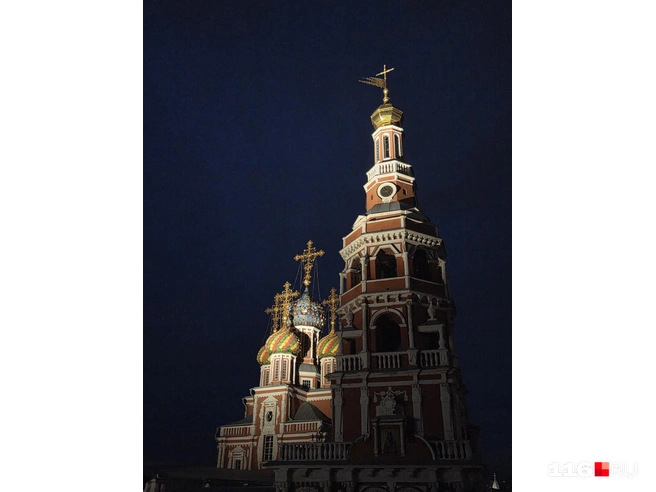 Это Строгановская церковь, расположенная в центре города  | Источник: Дарья Елисейчева / 116.RU