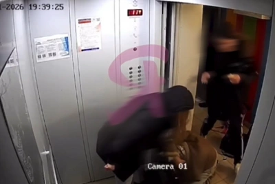 В Уфе сожители избили девушку и разгромили лифт