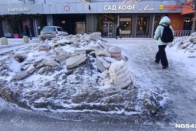 Споры об уборке снега в сибирских городах
