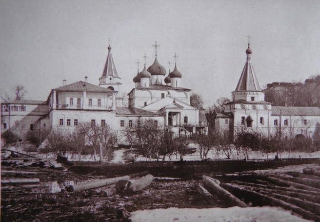 Монастырь в начале XX века | Источник: pastvu.com
