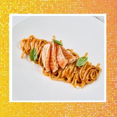 Шашлыки с морским акцентом и советское кино на тарелке: что приготовили рестораны Москвы в мае 2026