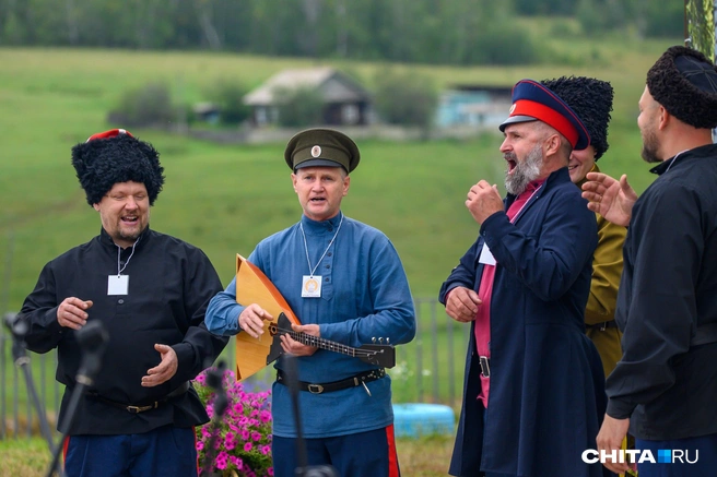 Какой выкуп без песни? | Источник: Олег Фёдоров / CHITA.RU