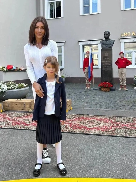 Алиса Аршавина говорит, что отец практически не общается с дочкой