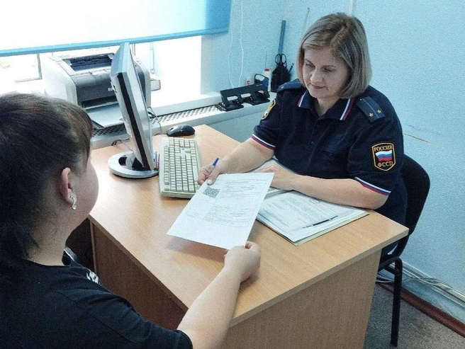 После назначения обязательных работ сибирячка полностью погасила задолженность по алиментам. | Источник: ФССП по Новосибирской области