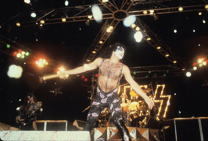 Эйс Фрейли, основатель группы Kiss, умер после фатального падения | Источник: MPNC/Copyright © 2025 BACKGRID, Inc.