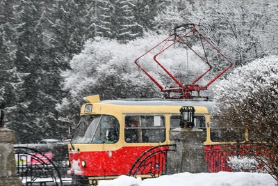 Warmth to Slowly Arrive in the Urals