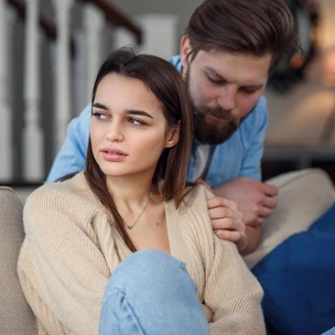 «Мужчина постоянно изменяет, но потом всегда возвращается ко мне — как поступить?»