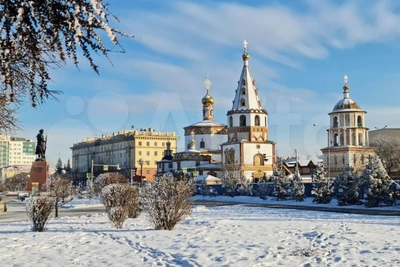 Пустая трёхкомнатная квартира на набережной Иркутска