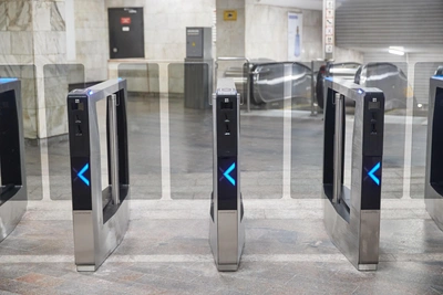 На «Октябрьской» установят новые турникеты для новосибирского метро