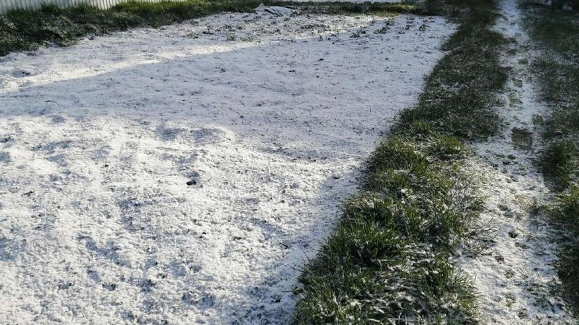 В Башкирии выпал первый снег — собрали фотографии из районов республики, куда уже пришла зима