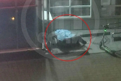 В Сочи у аптеки несколько часов лежало тело мужчины