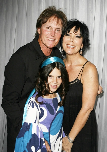 Кендалл с детства была на виду благодаря знаменитым родителям и сестрам