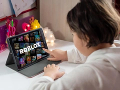 Один клик — и капкан захлопнулся: пять случаев, когда дети становились жертвами аферистов в Roblox