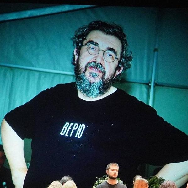 «Он учил нас смеяться страху в лицо»: сыновья Игоря Золотовицкого о последних словах отца в реанимации