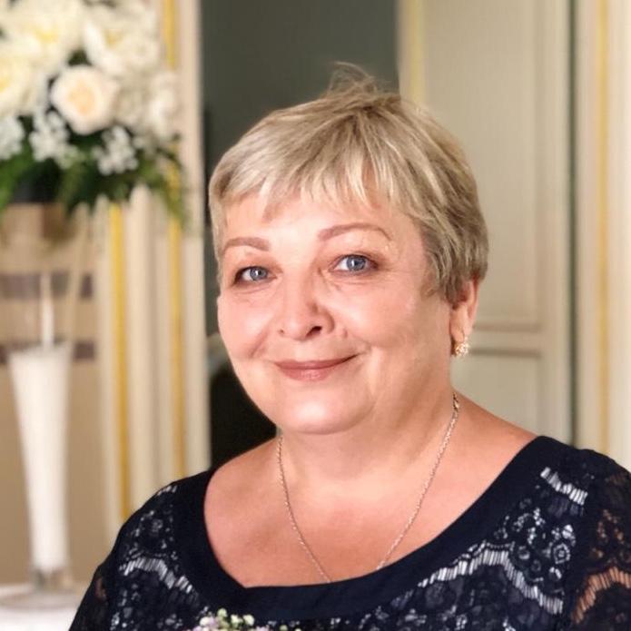 <p>Надежда Волкова </p>