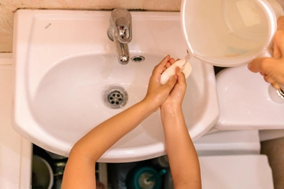 Authorities Link Tyumen School Outbreak to Unwashed Hands