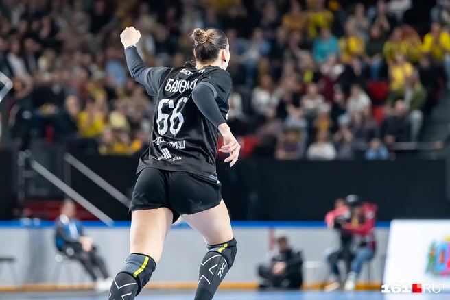 Юлия Бабенко забросила 5 мячей | Источник: Евгений Вдовин / 161.RU