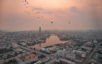 «Город, в котором уже ничего не испортишь»: 5 причин посетить Екатеринбург в любое время года