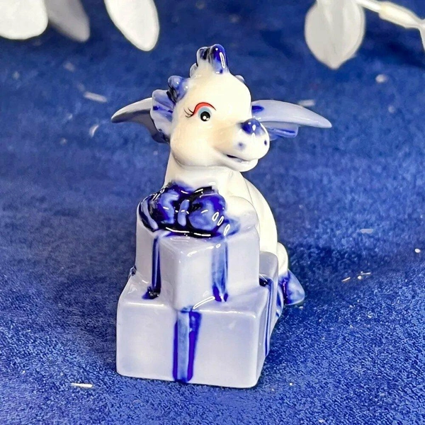 Дракончик фарфоровый