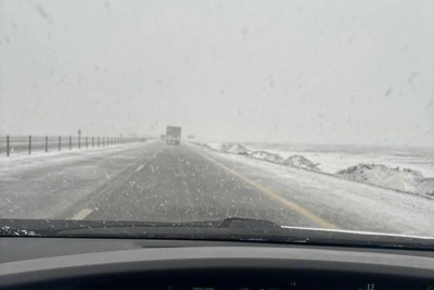 Blizzard Paralyzes M-4 Don Highway, Drivers Urge Caution