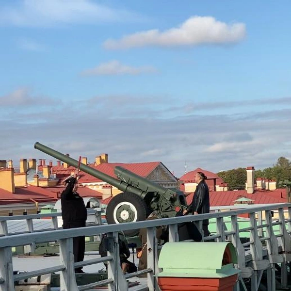 Алексею Горшеневу — 50. В честь юбилея музыкант выстрелил из пушки Петропавловской крепости | Источник: Ольга Жукевич, промо-менеджер концертов Алексея Горшенева