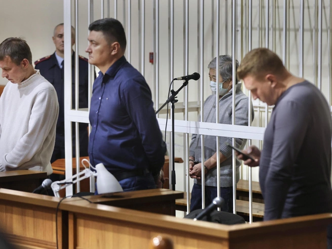 Александр Пак приговорен к 11 годам в колонии строгого режима | Источник: Алексей Волхонский / V1.RU