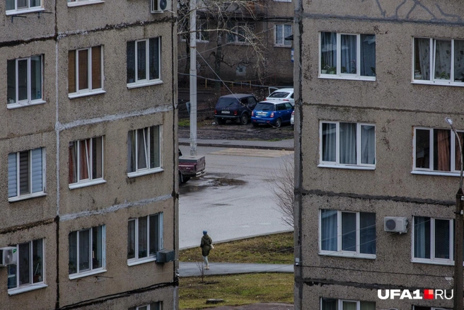 В большинстве квартир стоят пластиковые окна | Источник: Булат Салихов / UFA1.RU