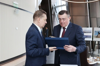 Лимаренко и Миллер обсудили газификацию на ПМЭФ-2026