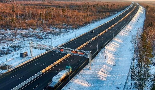 Трасса М-12 — скоростная многополосная автомагистраль. Из минусов — она платная | Источник: Росавтодор